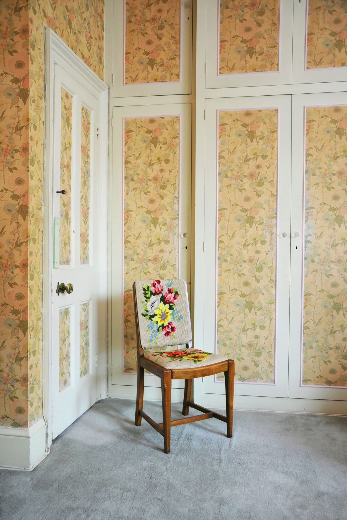 Stillstand in Dunkelblau